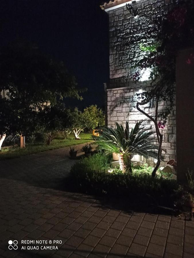 Aloe Apartment In Epidaurus Dış mekan fotoğraf