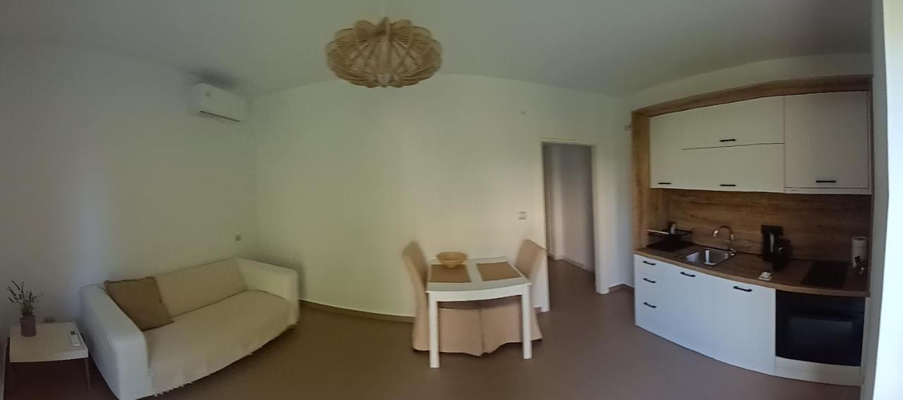 Aloe Apartment In Epidaurus Dış mekan fotoğraf